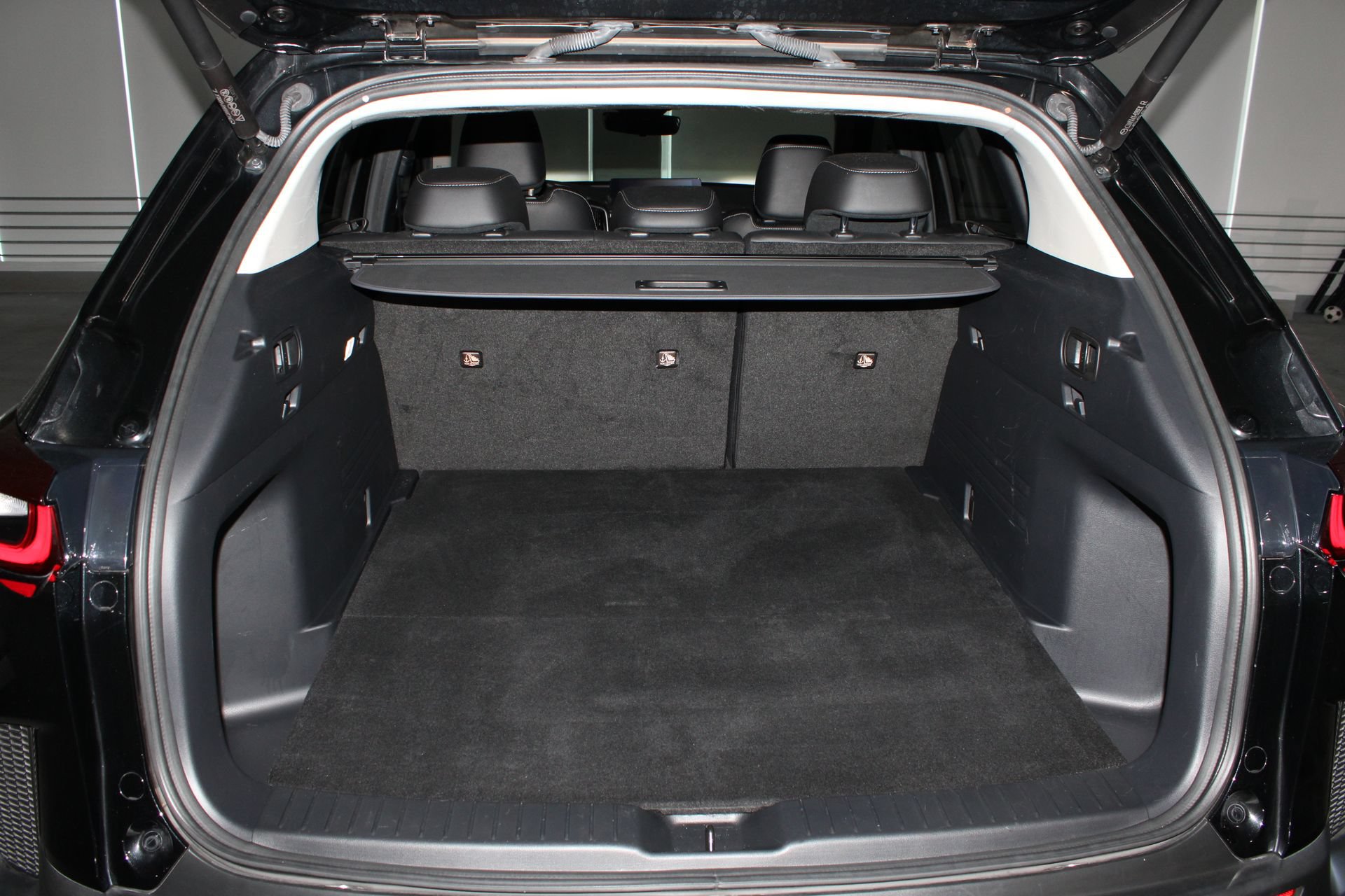 Used 2024 MAZDA CX-50 AWD 2.5 S w/ Cargo Package image 14