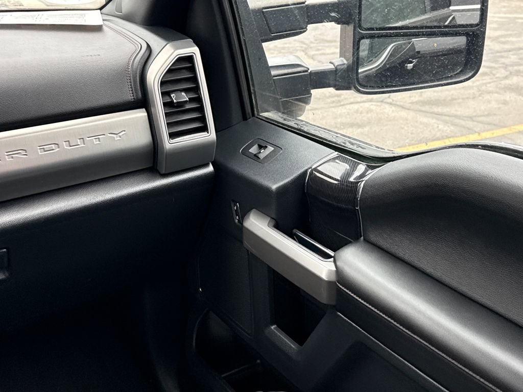 Certified 2022 Ford F250 Platinum image 15