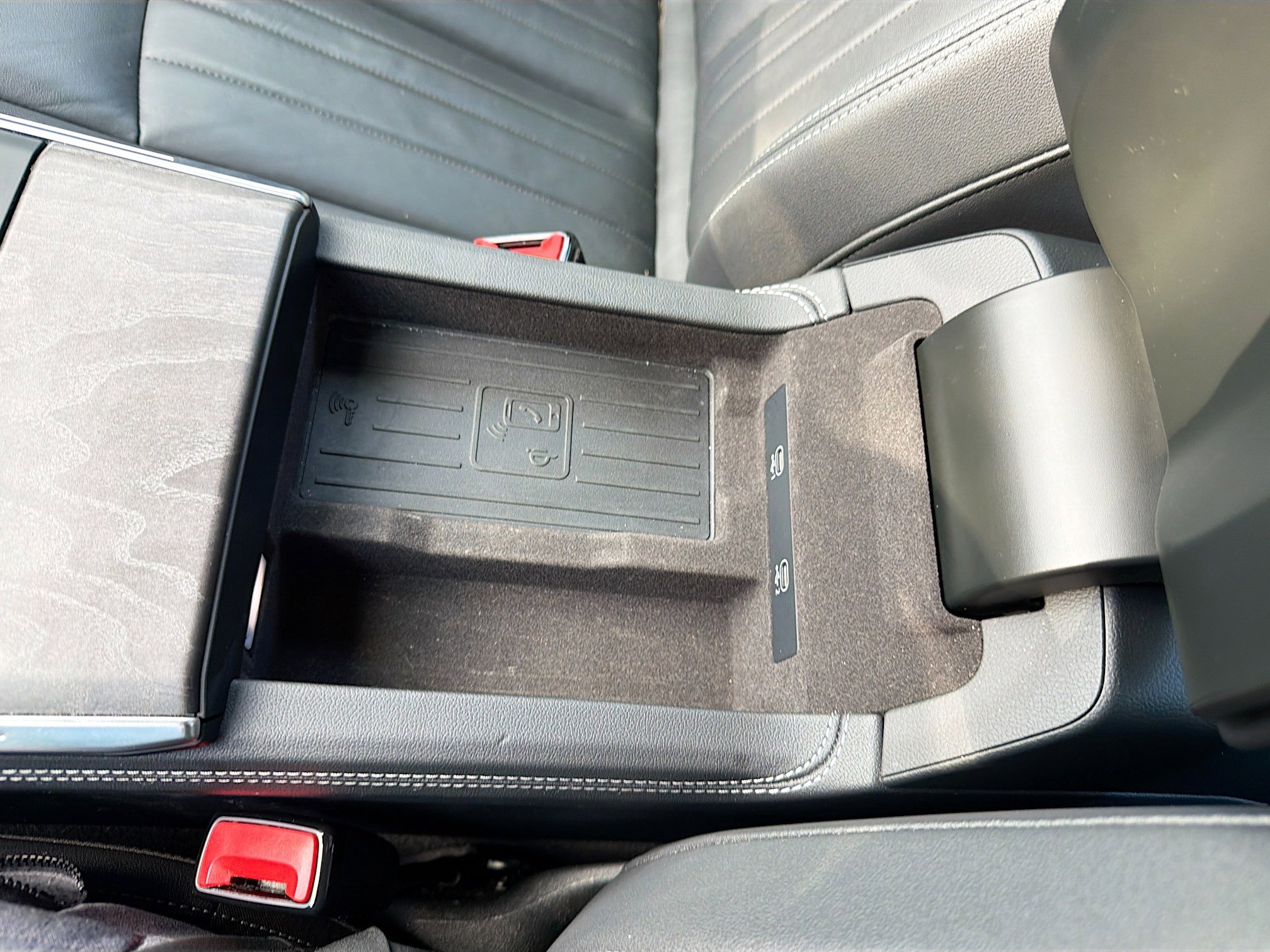 Used 2024 Audi A6 Premium Plus image 29