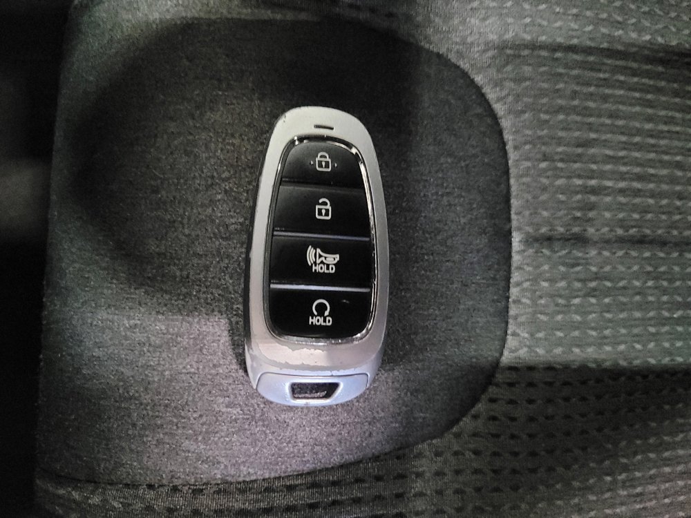 Used 2022 Hyundai Santa Fe SEL image 32