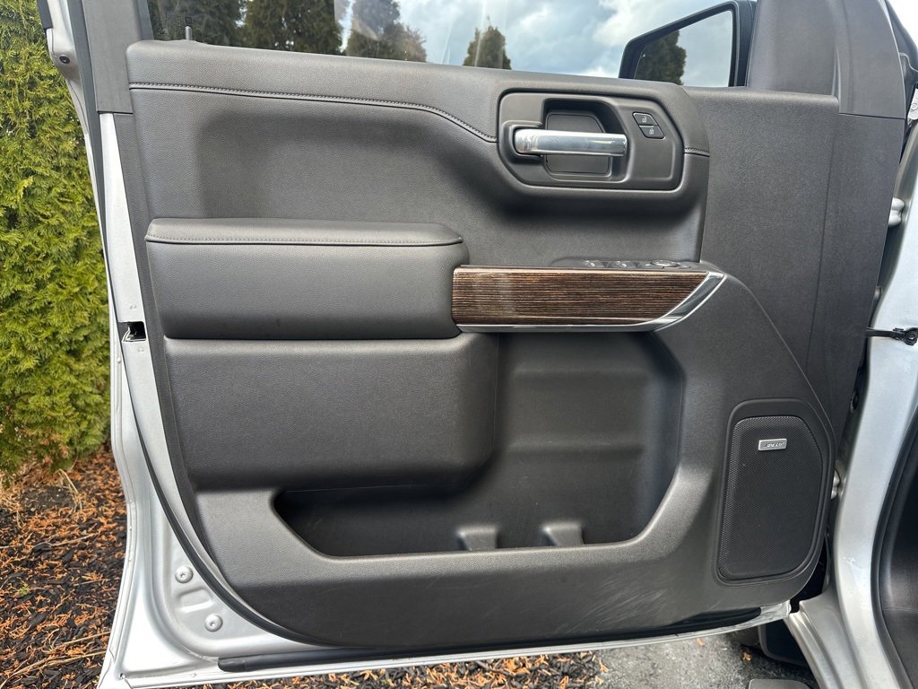 Used 2021 GMC Sierra 1500 Elevation w/ Preferred Package image 8