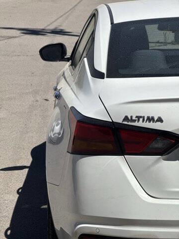 Used 2024 Nissan Altima 2.5 S FWD image 20