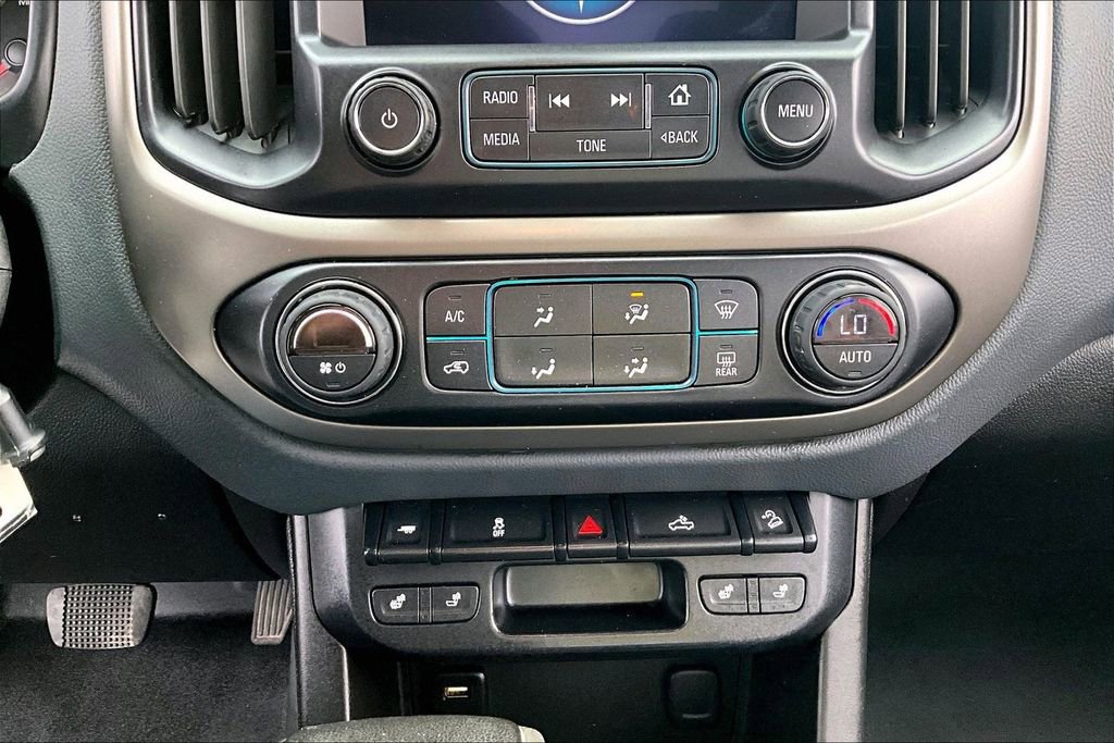 Used 2015 Chevrolet Colorado Z71 image 32