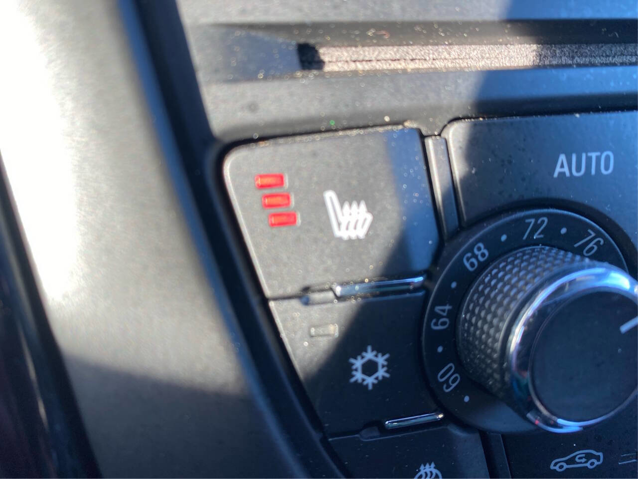 Used 2016 Buick Cascada Premium image 31