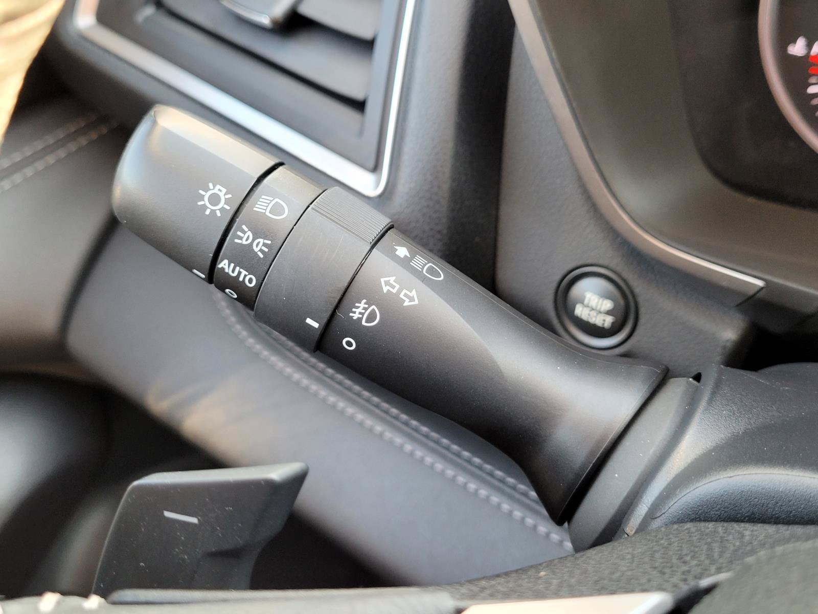 Used 2023 Subaru Ascent Limited AWD/4WD image 30