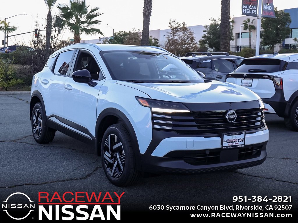 New 2026 Nissan Kicks SV image 1