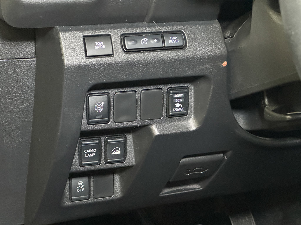 Used 2025 Nissan Frontier SV w/ SV Convenience Package AWD/4WD image 17