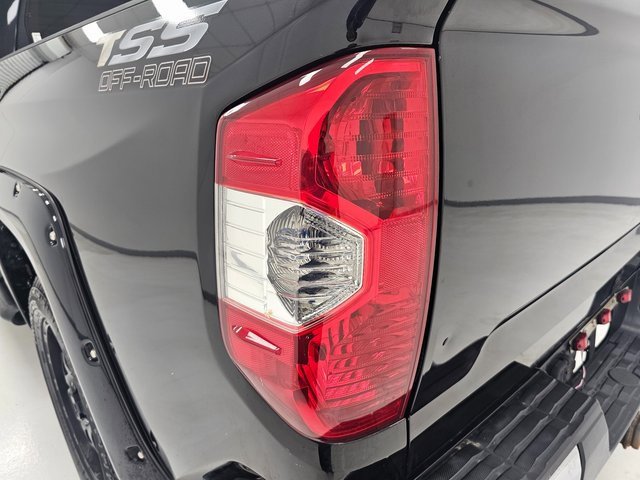 Used 2014 Toyota Tundra SR5 w/ SR5 Upgrade Package image 41