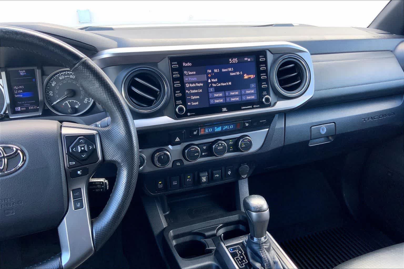 Used 2022 Toyota Tacoma Limited AWD/4WD image 15