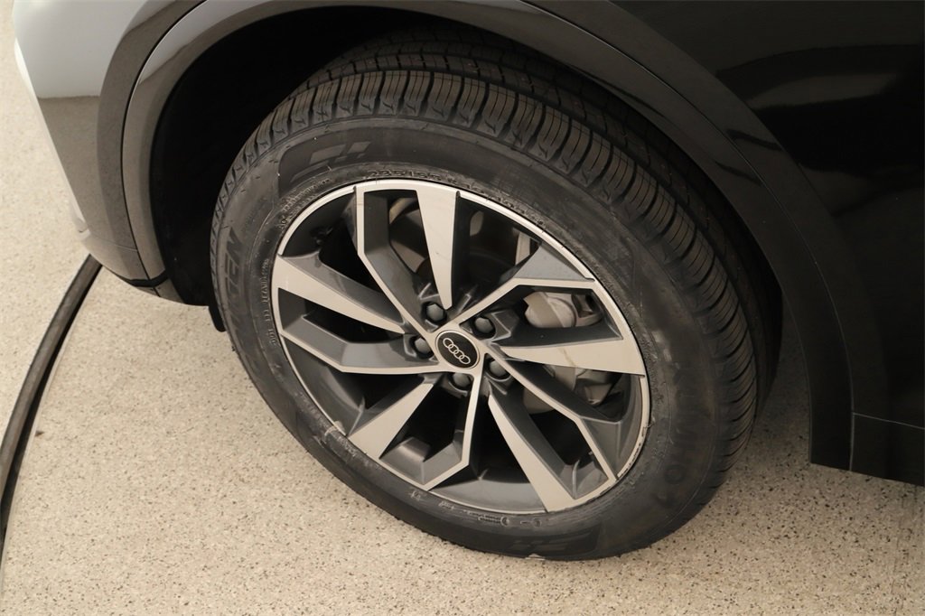 Certified 2023 Audi Q5 2.0T Premium w/ Convenience Package image 34