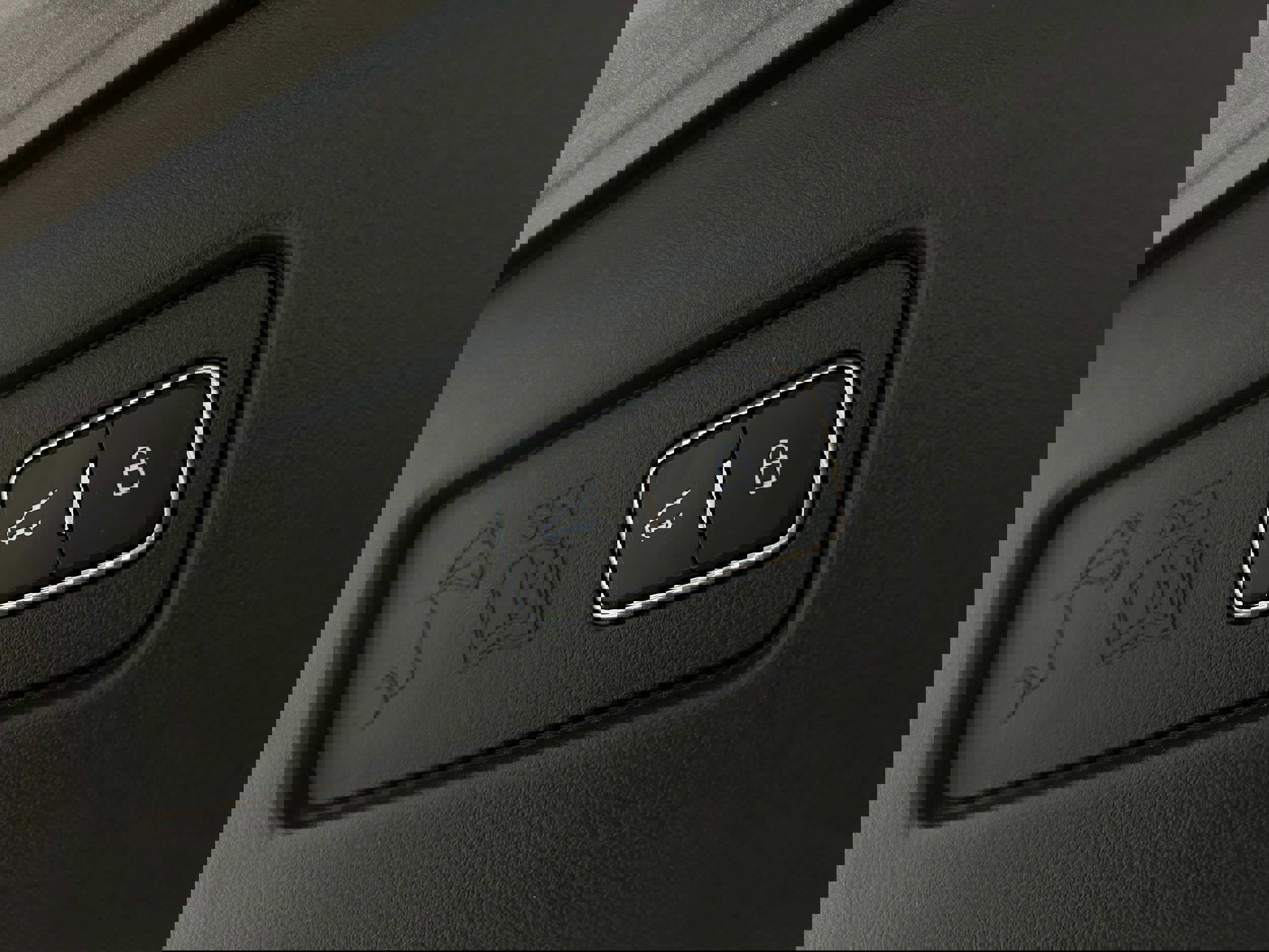 Used 2020 Lincoln Aviator Grand Touring w/ Equipment Group 302A image 38