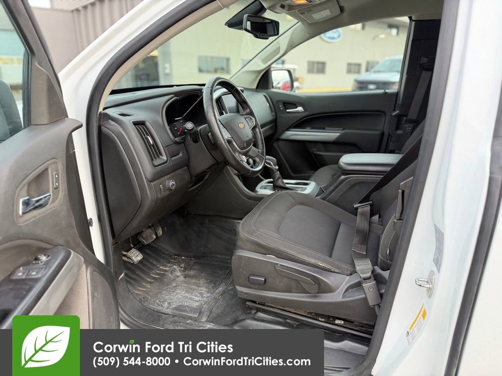 Used 2022 Chevrolet Colorado LT w/ Fleet Safety Package image 12