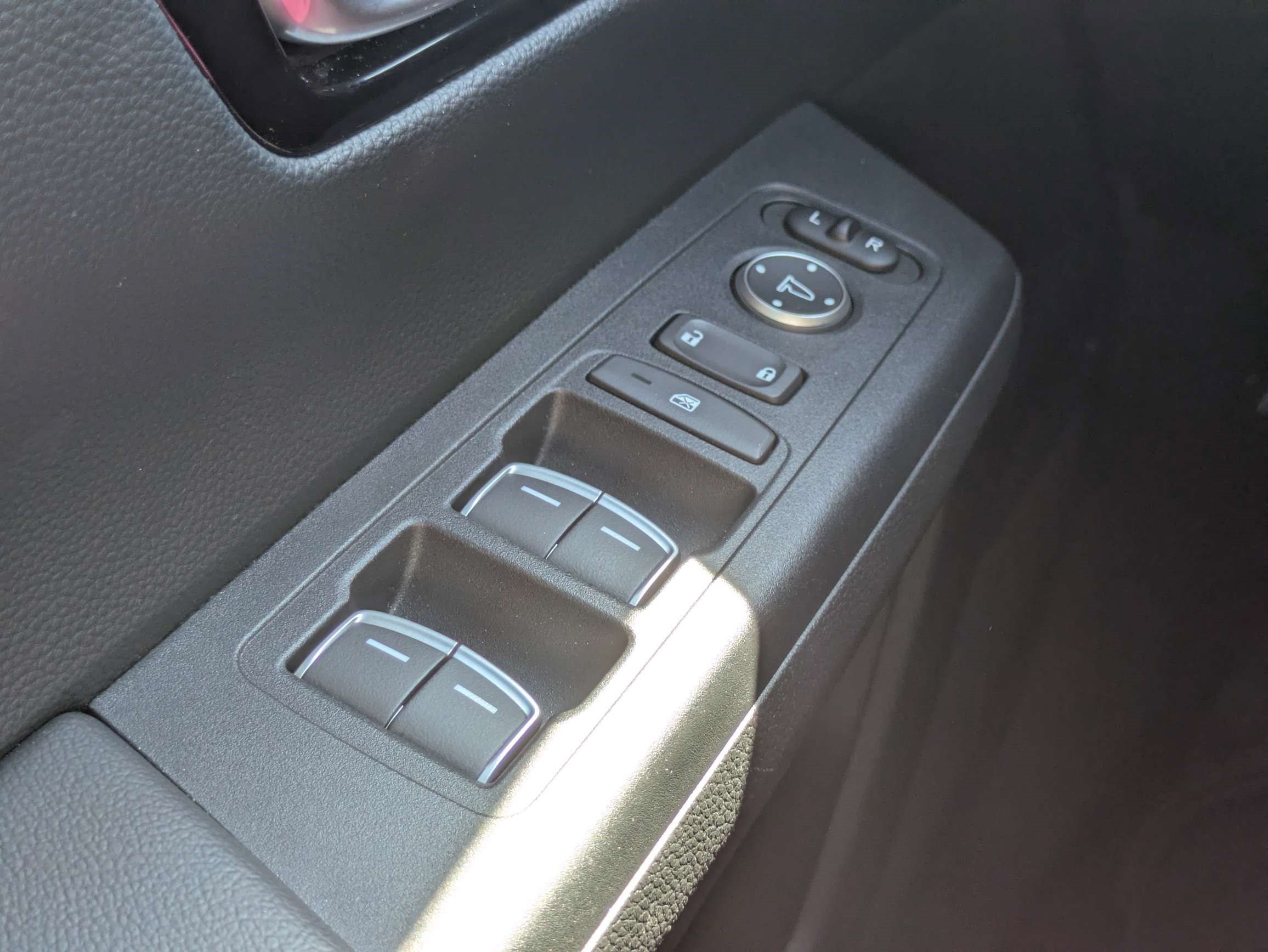 Used 2024 Honda CR-V Sport Touring image 31
