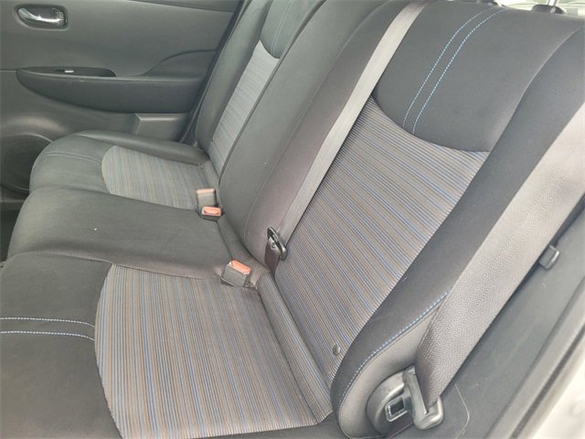 Used 2018 Nissan Leaf SV w/ SV Technology Package image 15