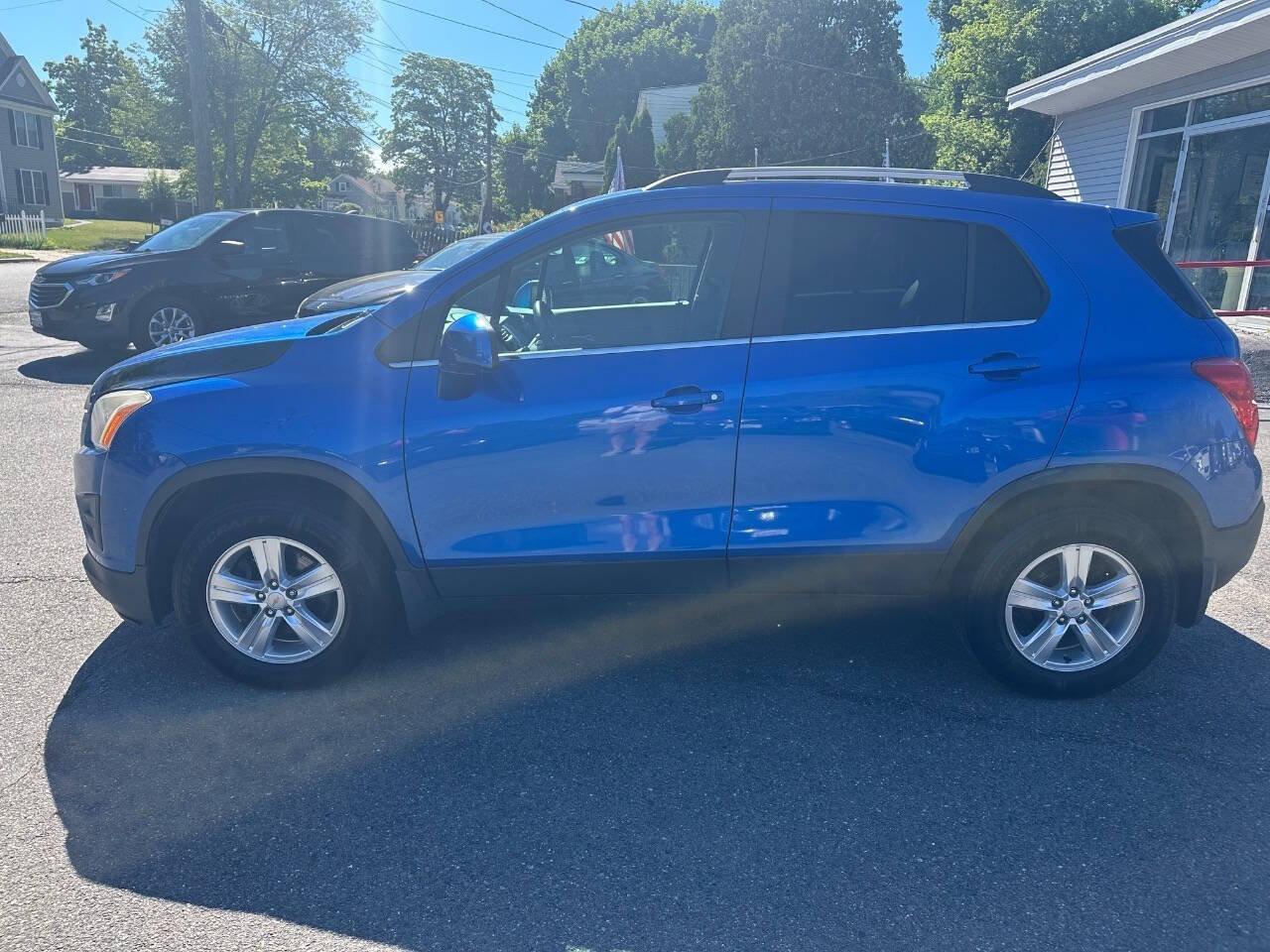 Used 2015 Chevrolet Trax LT w/ LT Plus Package AWD/4WD image 8