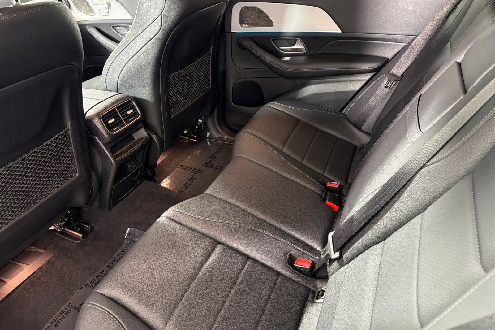 Used 2022 Mercedes-Benz GLE 350 4MATIC w/ Premium Package image 11