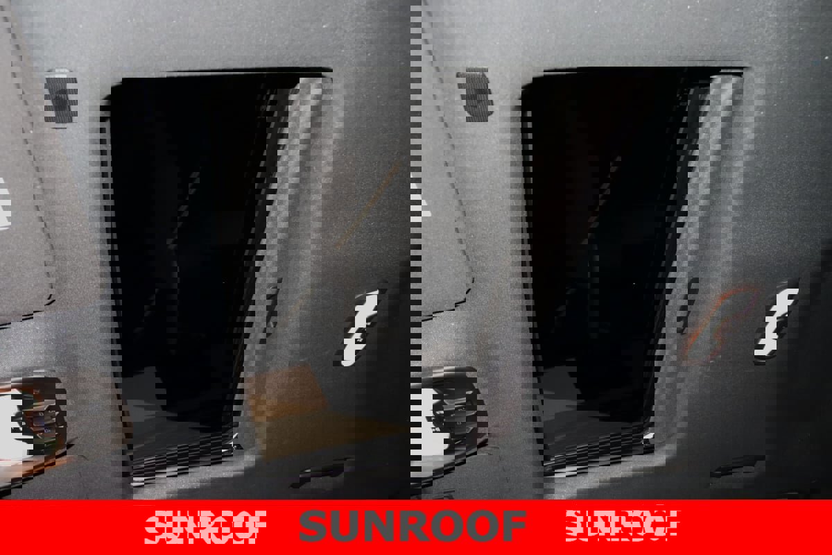 Used 2023 GMC Canyon AT4X image 18