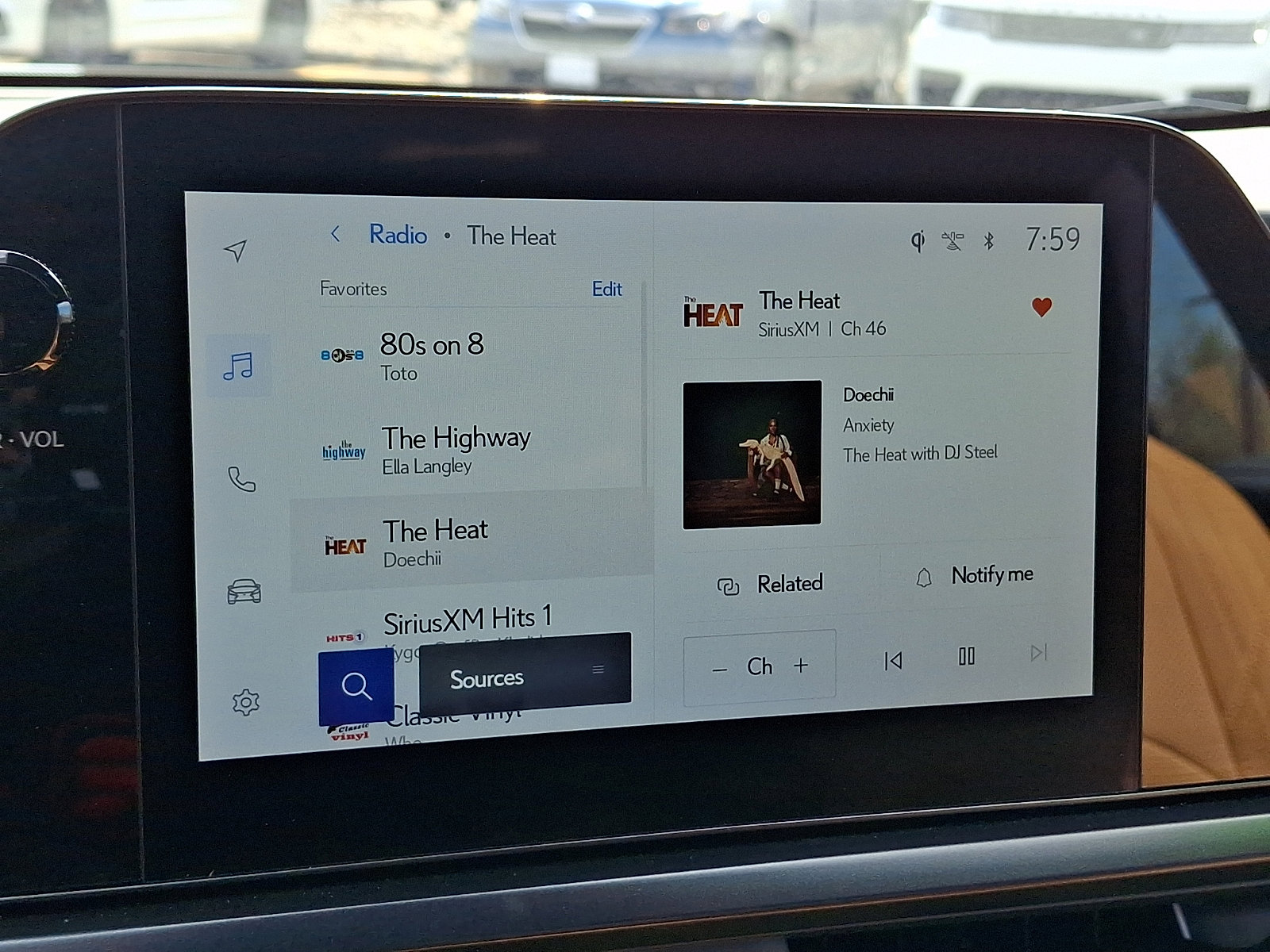 Used 2024 Lexus UX 250h AWD w/ Premium Package image 17