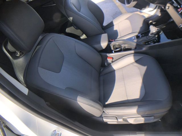 New 2025 Kia Niro EX Touring image 25