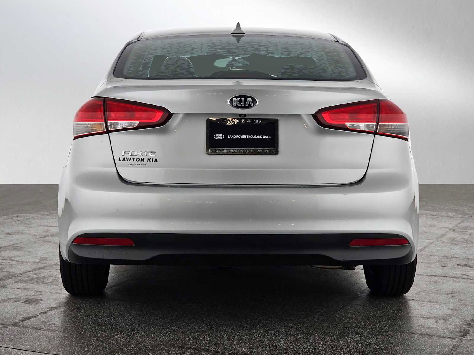 Used 2017 Kia Forte LX w/ LX Popular Package image 4