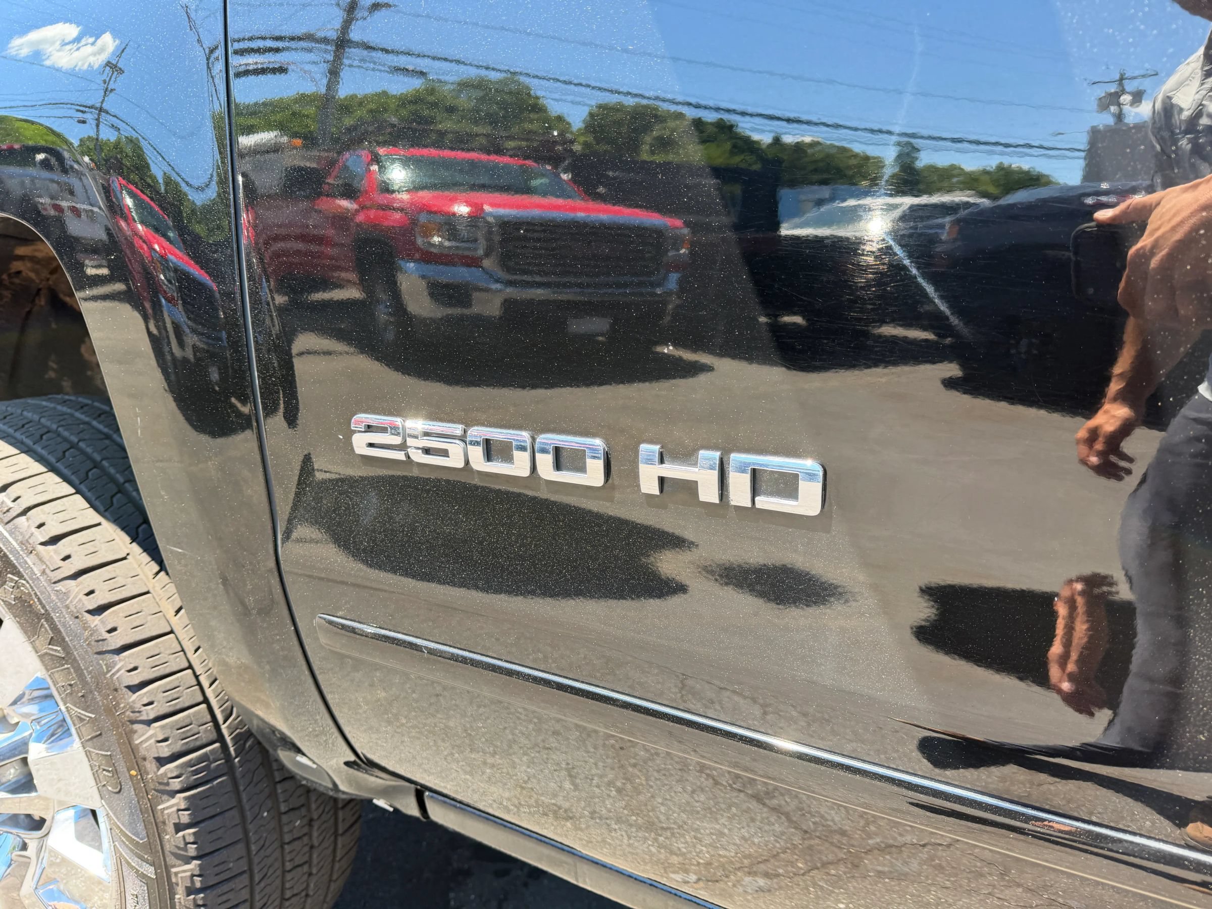 Used 2015 Chevrolet Silverado 2500 LT w/ LT Convenience Package AWD/4WD image 20
