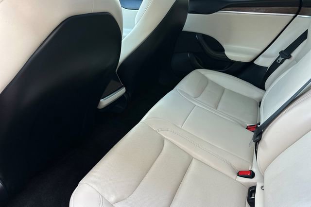 Used 2023 Tesla Model S Standard Range image 13