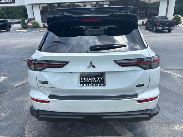 New 2025 Mitsubishi Outlander SE AWD/4WD image 6