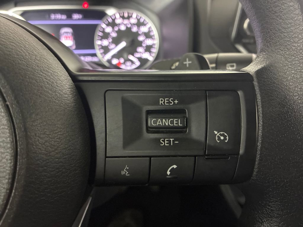 Used 2023 Nissan Rogue S AWD/4WD image 11