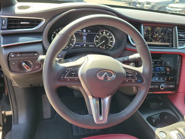 Used 2025 INFINITI QX50 Sport AWD/4WD image 17