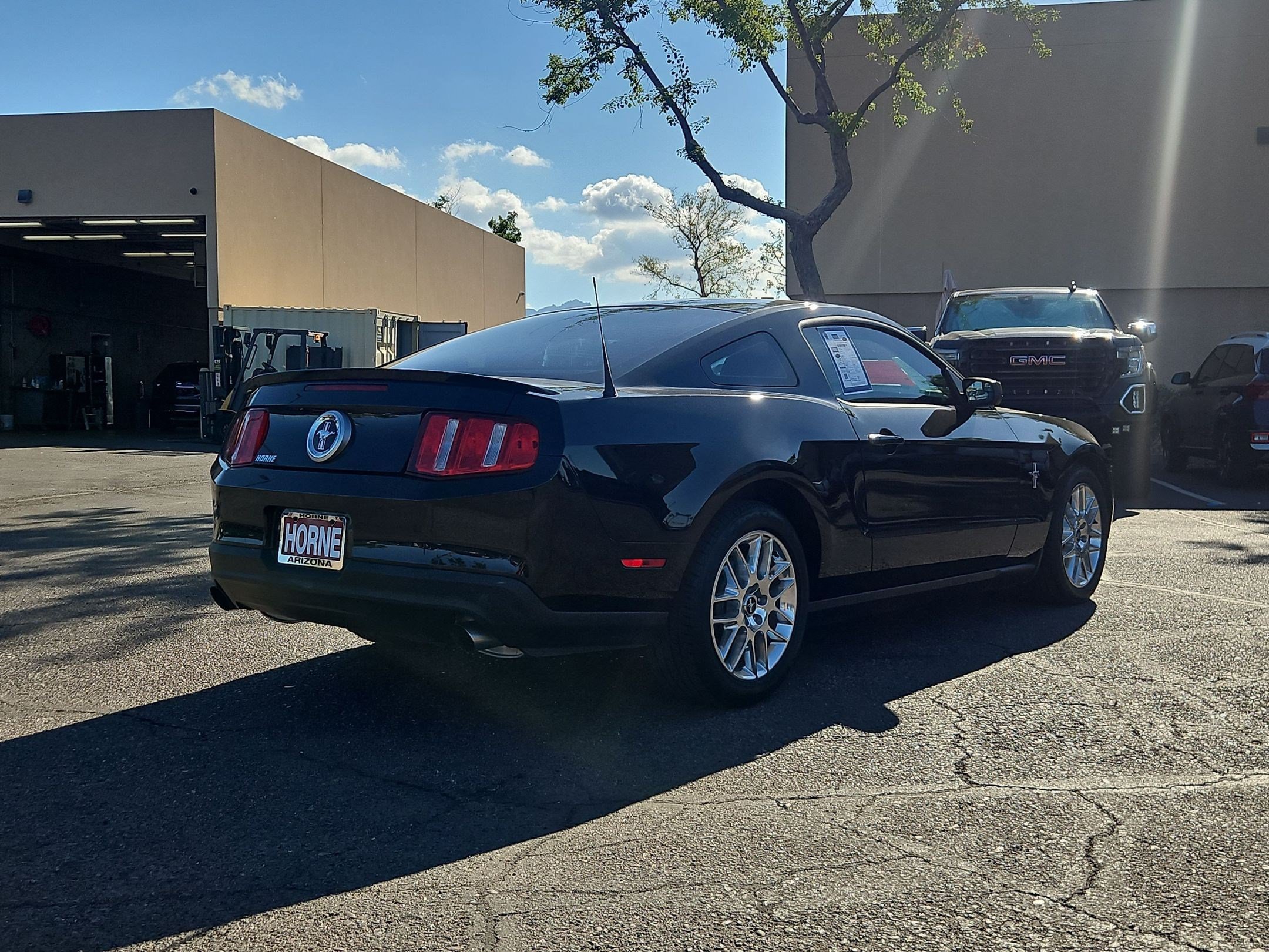 Used 2012 Ford Mustang Premium RWD image 5