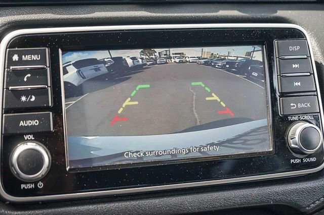 Used 2023 Nissan Versa S w/ Trunk Package image 24