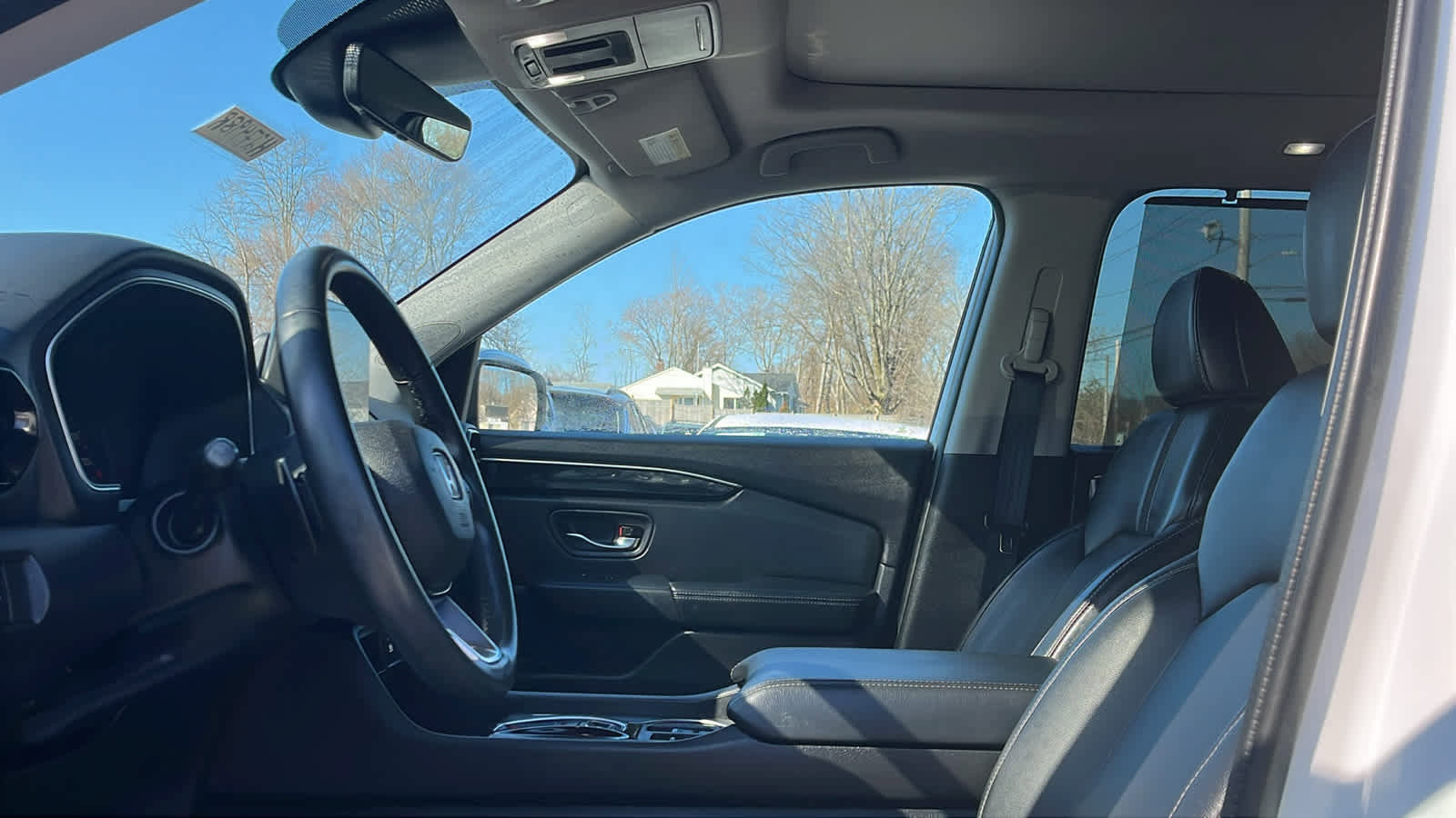 Used 2023 Honda Pilot Touring image 10