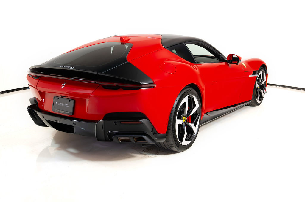 Certified 2025 Ferrari 12Cilindri image 7