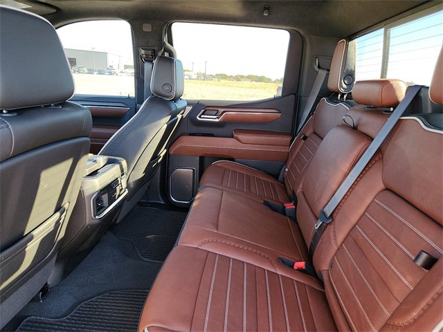 Used 2024 GMC Sierra 1500 Denali Ultimate image 9