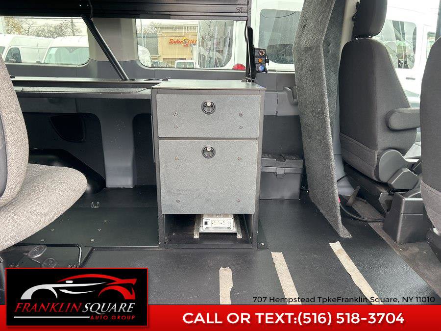 Used 2016 Ford Transit 150 XLT image 37