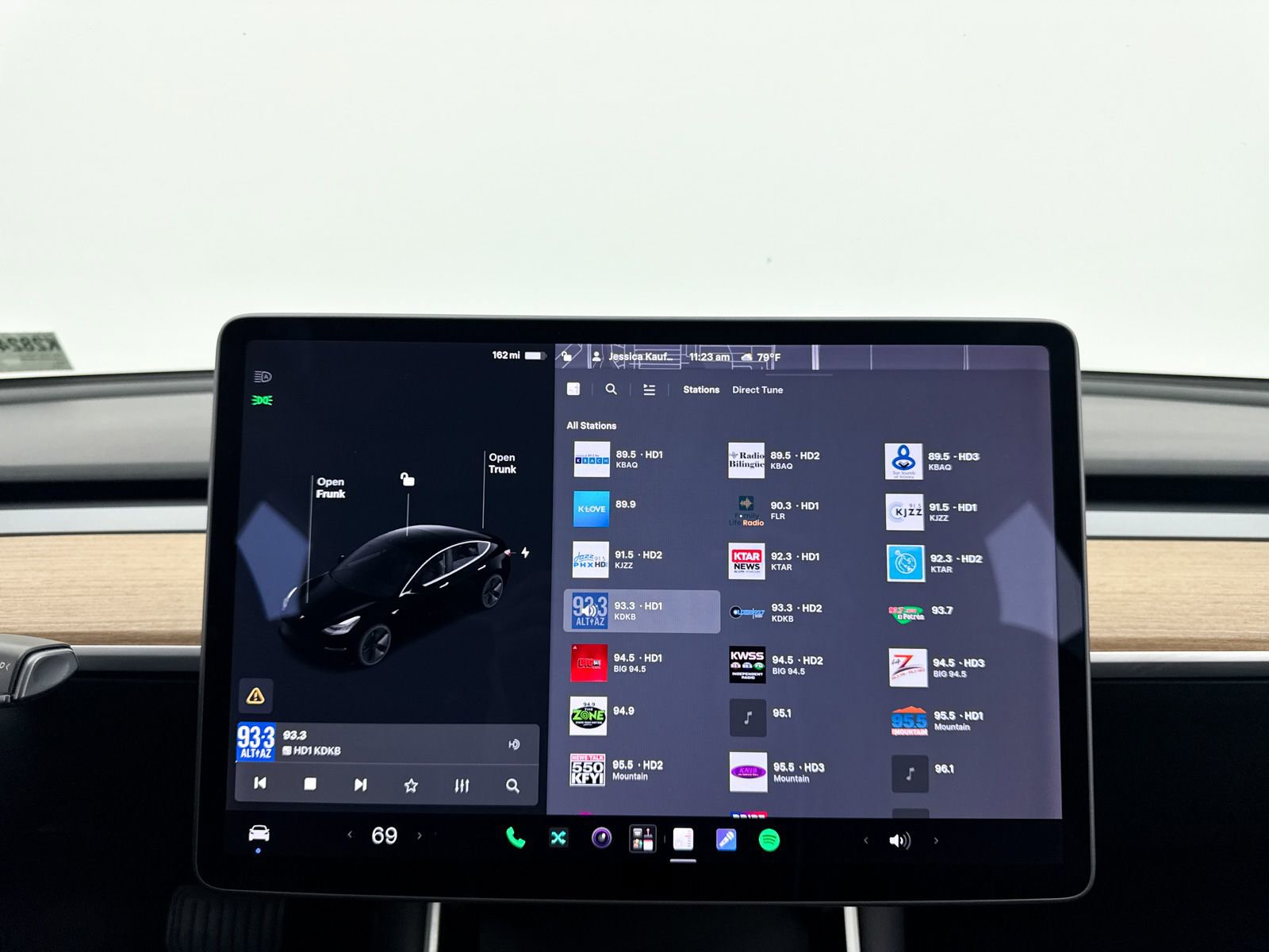 Used 2020 Tesla Model 3 Standard Range Plus RWD image 5
