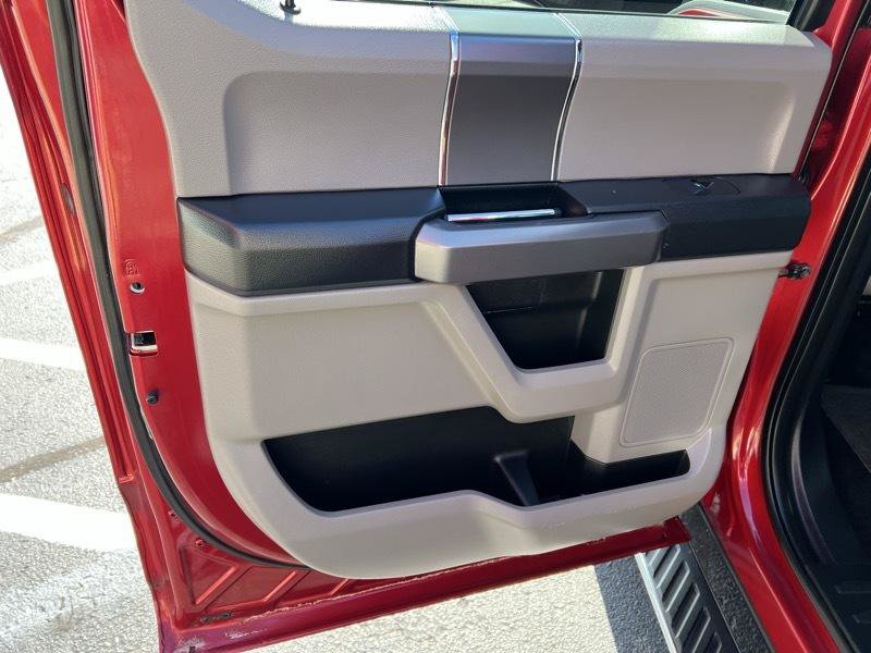 Used 2016 Ford F150 XLT w/ Equipment Group 301A Mid RWD image 9