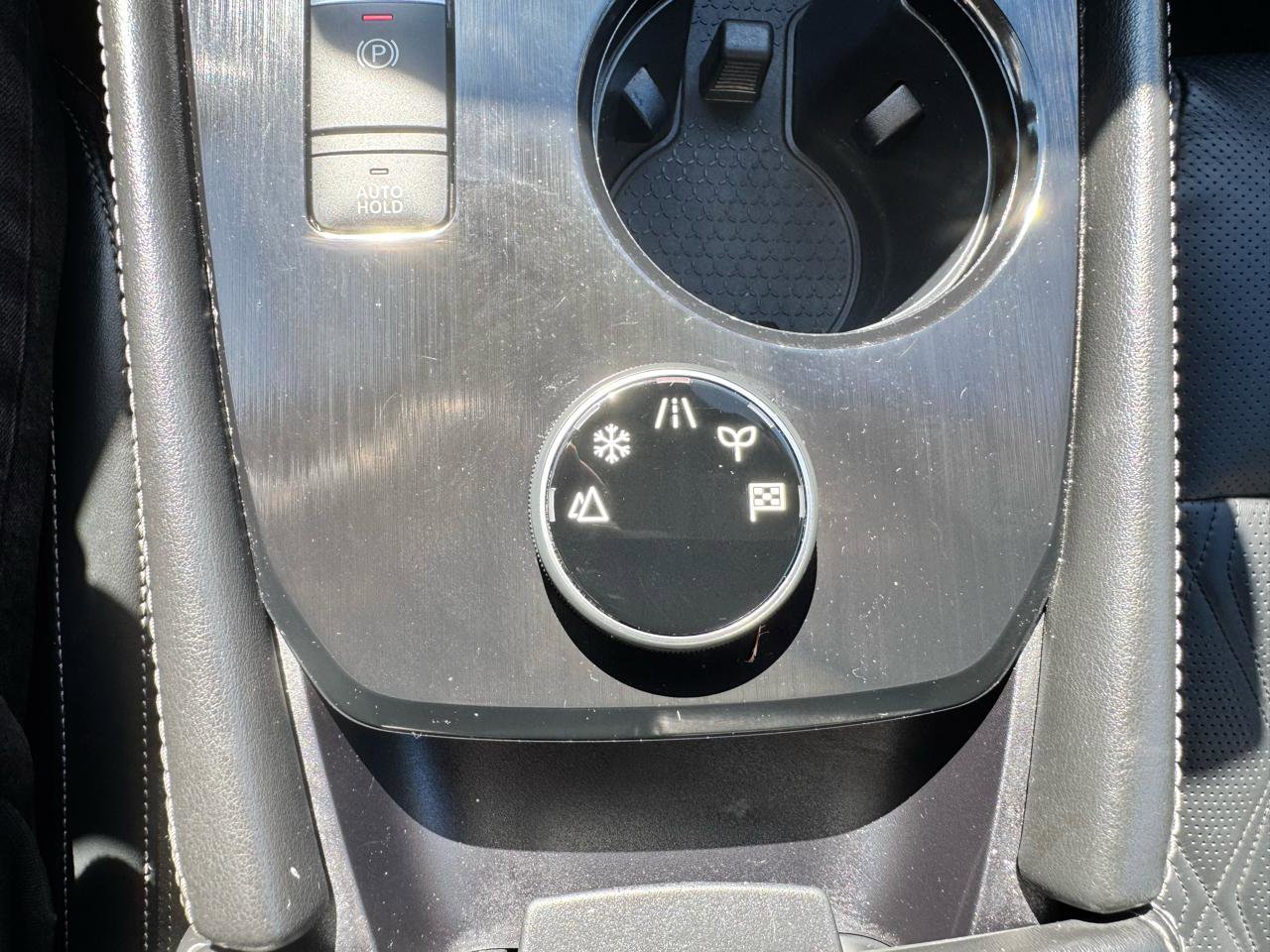 Used 2022 Nissan Rogue Platinum w/ Head-Up Display Package AWD/4WD image 25