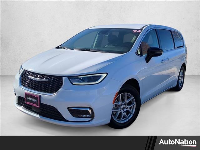 Used 2024 Chrysler Pacifica Touring-L