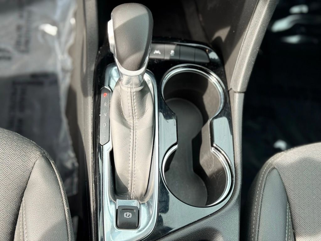 Used 2023 Buick Encore GX Select w/ Sport Touring Package image 18