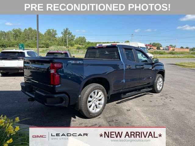 Used 2020 Chevrolet Silverado 1500 Custom w/ Custom Value Package AWD/4WD image 5