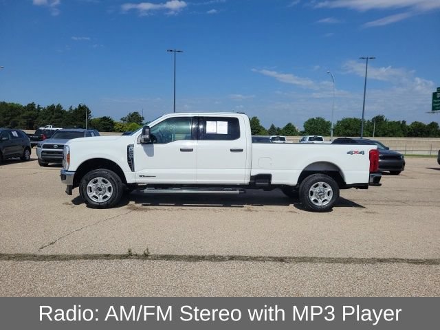 Used 2025 Ford F250 XLT AWD/4WD image 3