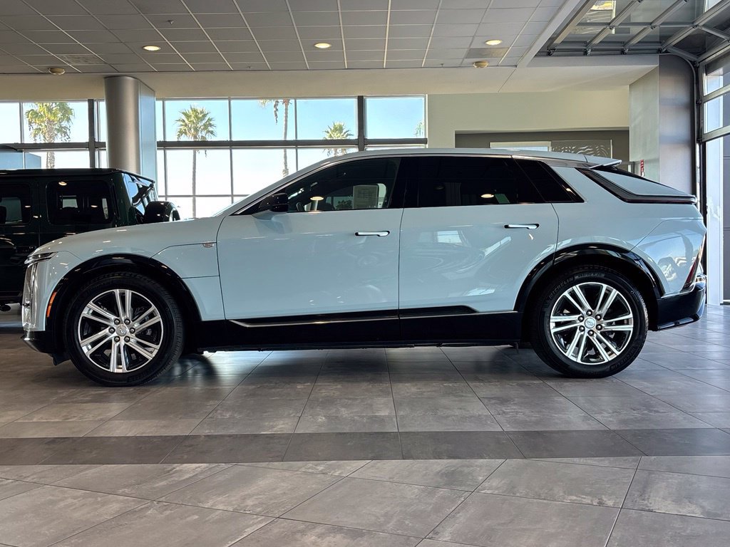 Used 2024 Cadillac Lyriq Tech RWD image 15
