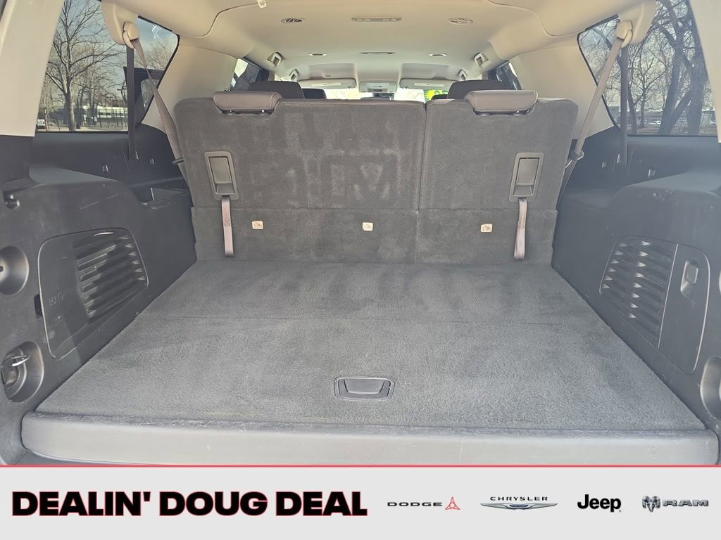 Used 2020 GMC Yukon XL SLE w/ Enhanced Driver Alert Package image 22