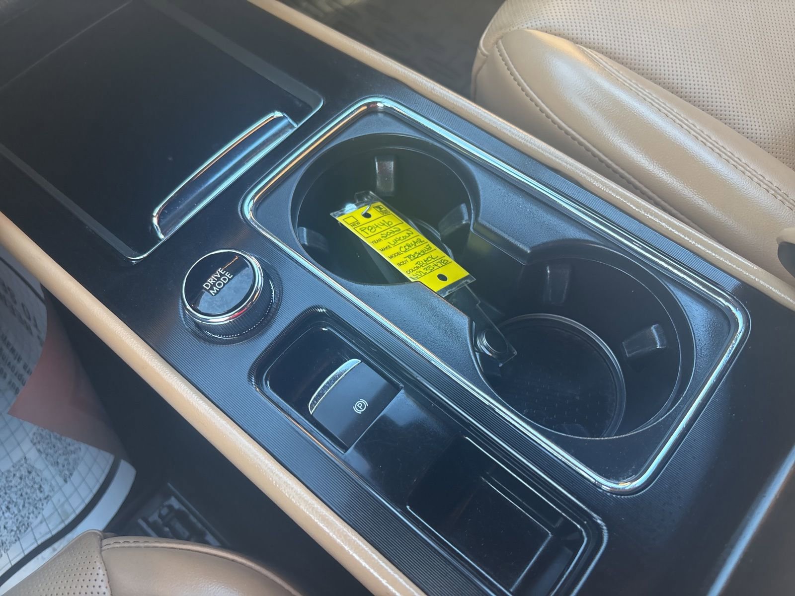 Used 2022 Lincoln Corsair Reserve w/ Sport Package image 24