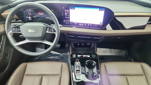 Used 2025 Audi A6 e-tron Premium w/ Convenience Package image 35