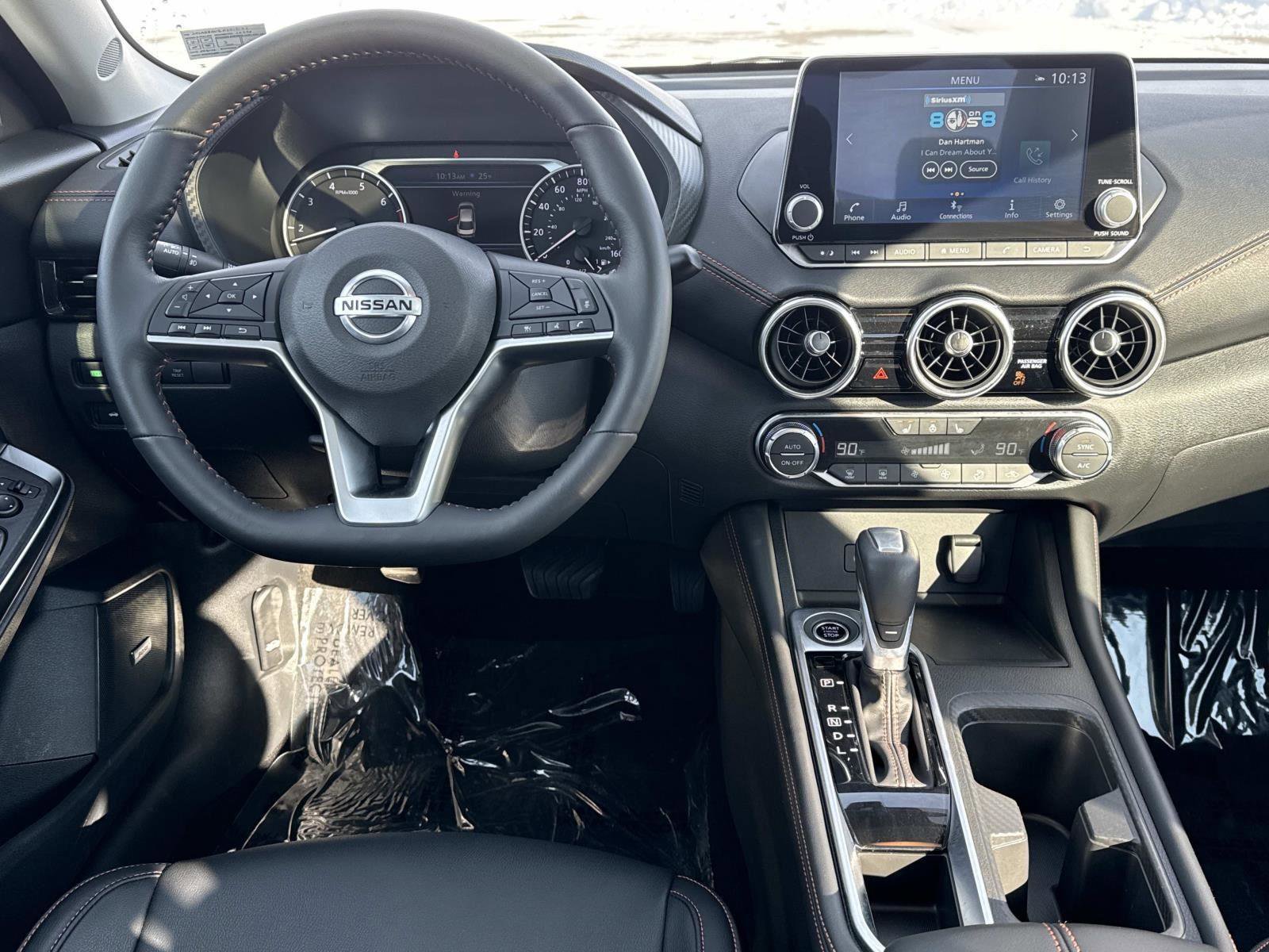 Used 2023 Nissan Sentra SR w/ SR Premium Package image 2