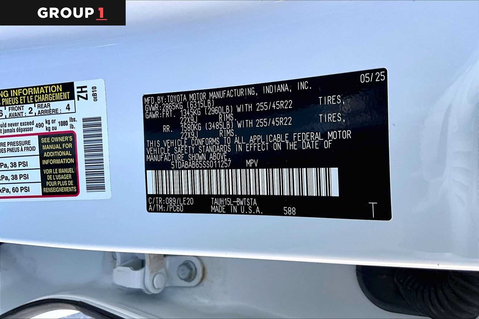 Used 2025 Lexus TX 500h AWD w/ Technology Package image 32