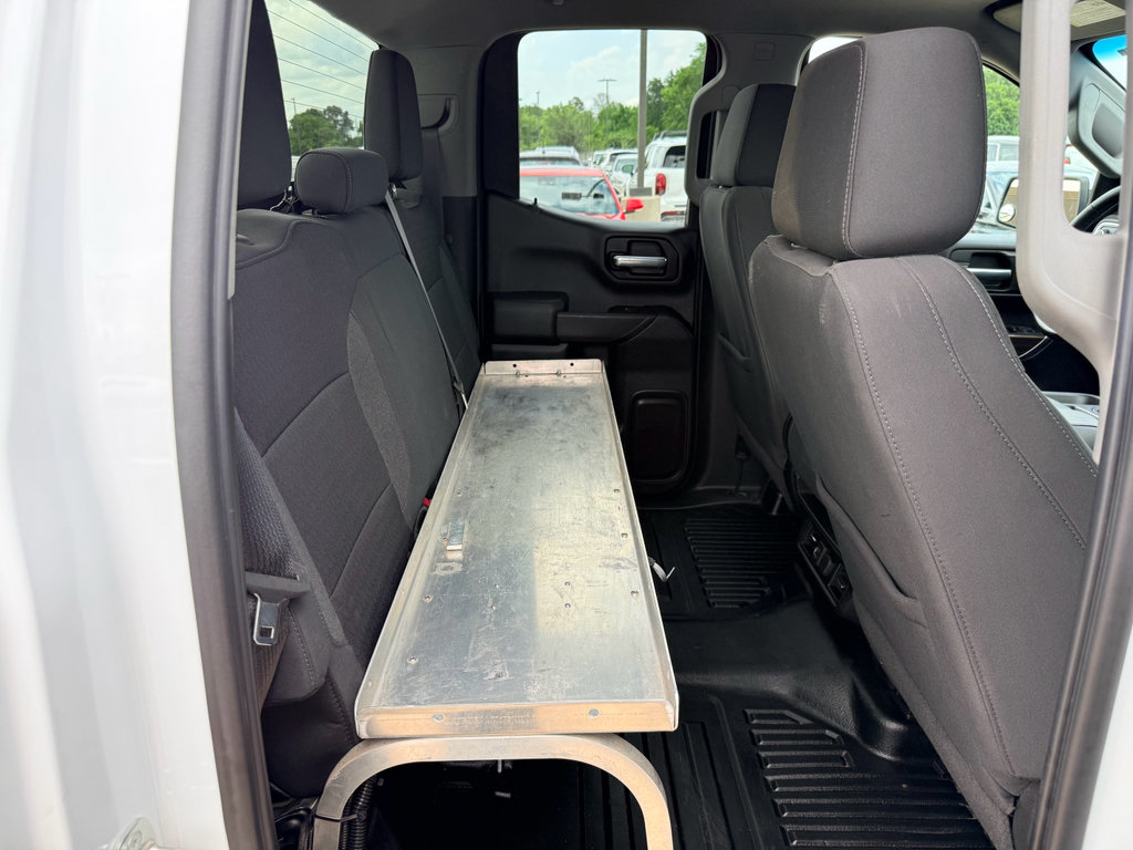 Used 2021 Chevrolet Silverado 1500 LT w/ Safety Package II AWD/4WD image 26