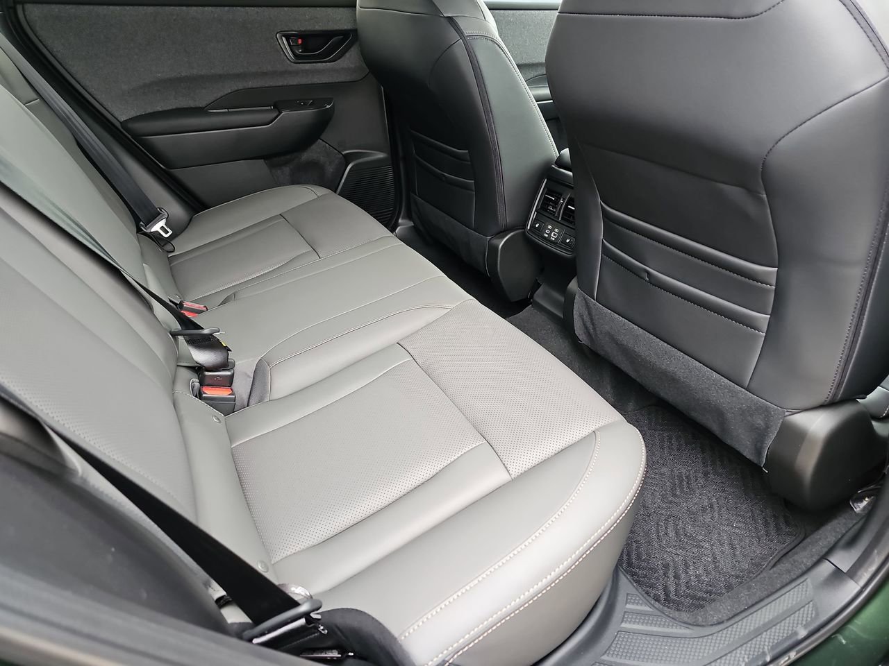New 2026 Subaru Outback Limited XT AWD/4WD image 14